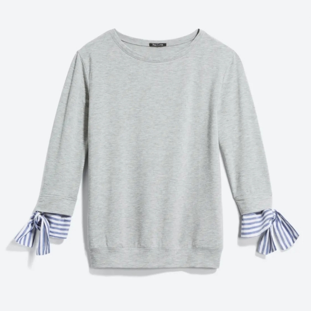 Crew neck knit top with sleeve accent size XL